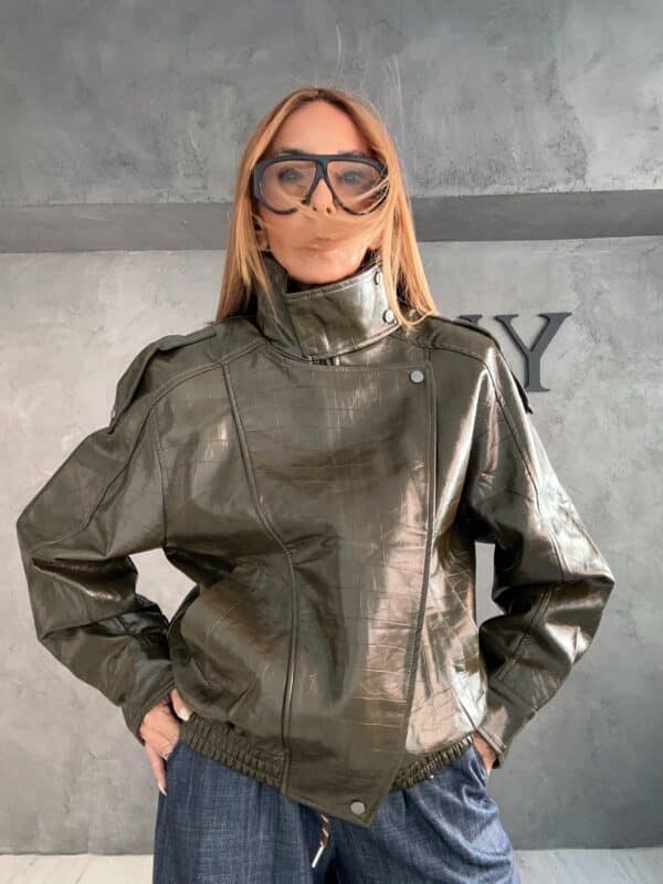 Λαδί Jacket Δερματίνη με Γυαλιστερή Κροκό Υφή - New Collection