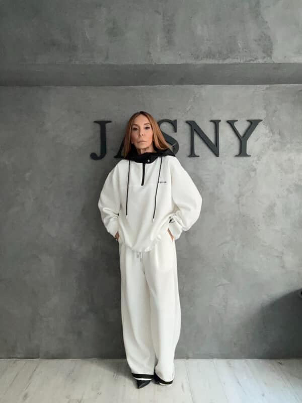 Λευκό Σετ Φόρμας Oversized με Μαύρη Κουκούλα και Wide Leg Παντελόνι -New Collection