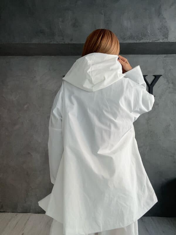 Λευκό Αδιάβροχο Oversized Πανωφόρι με Φερμουάρ - New Collection