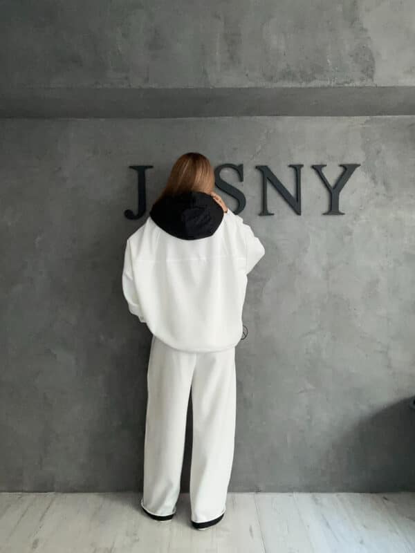 Λευκό Σετ Φόρμας Oversized με Μαύρη Κουκούλα και Wide Leg Παντελόνι -New Collection